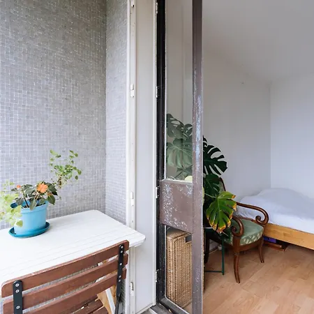Beautiful Family-friendly 2bd Apart Belleville Apartment Paris